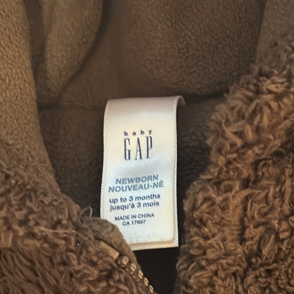 2 piece hoodie and pull on footed joggers. Nb/3-6 mo - Picture 3 of 8